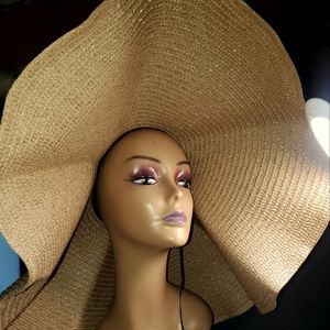 Beautiful Straw Raffia Derby Extra Wide Brim Floppy Beach Hat